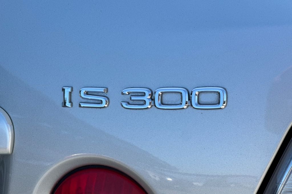 2005 Lexus IS 300 Sport Cross