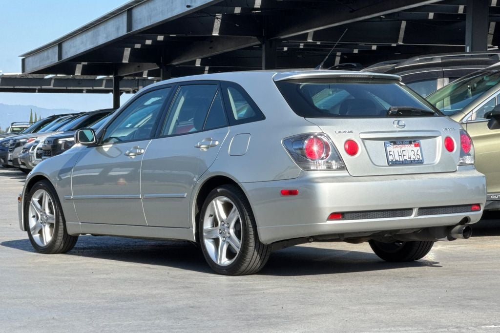 2005 Lexus IS 300 Sport Cross