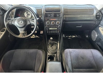2005 Lexus IS 300 Sport Cross