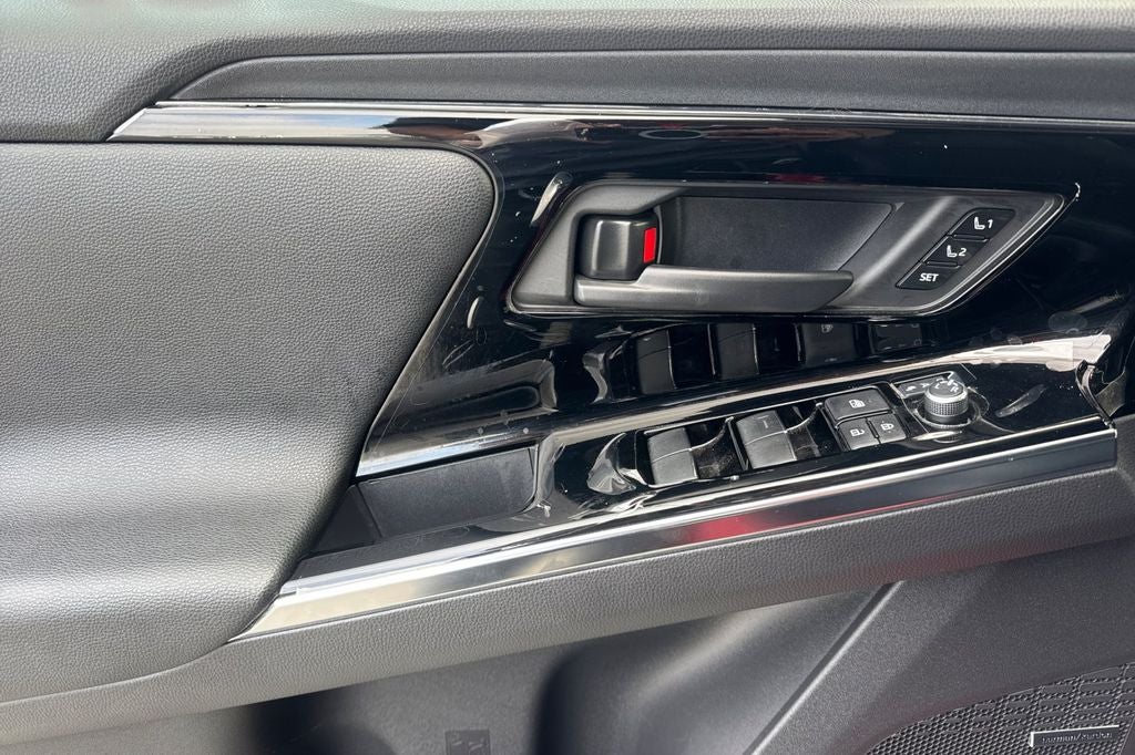 2023 Subaru Solterra Touring