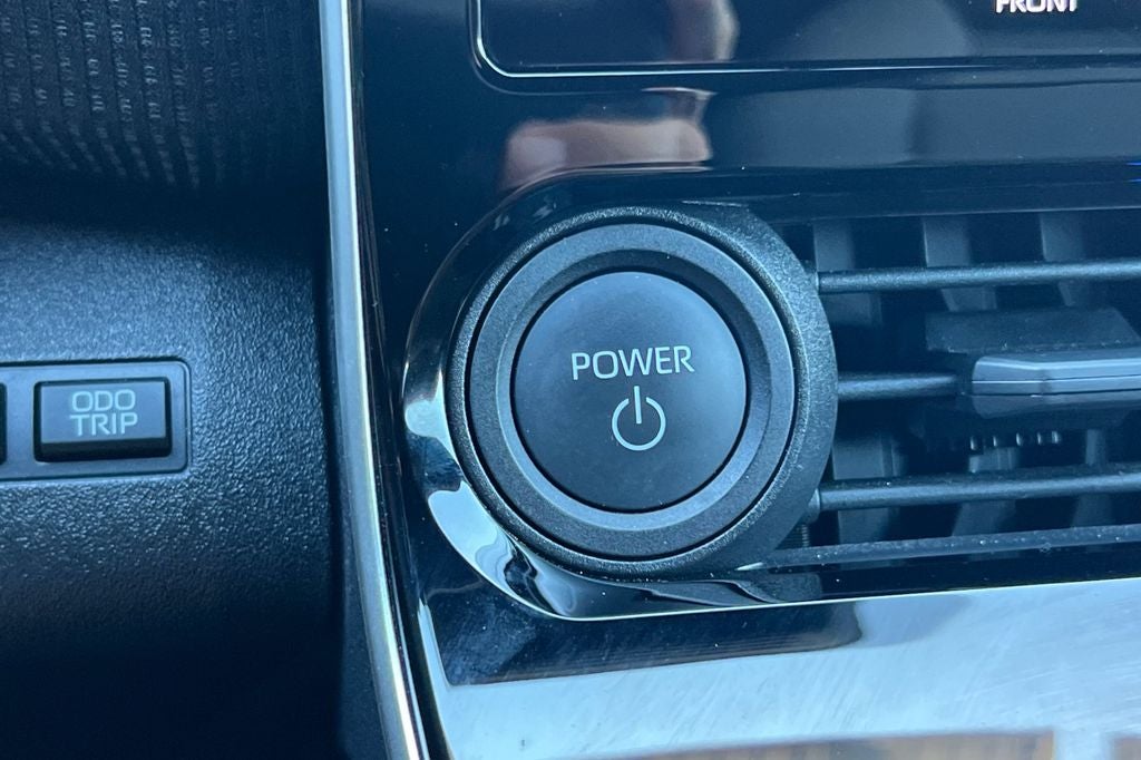 2023 Subaru Solterra Premium