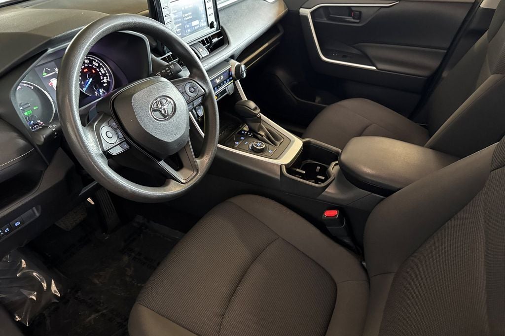 2022 Toyota RAV4 Hybrid LE