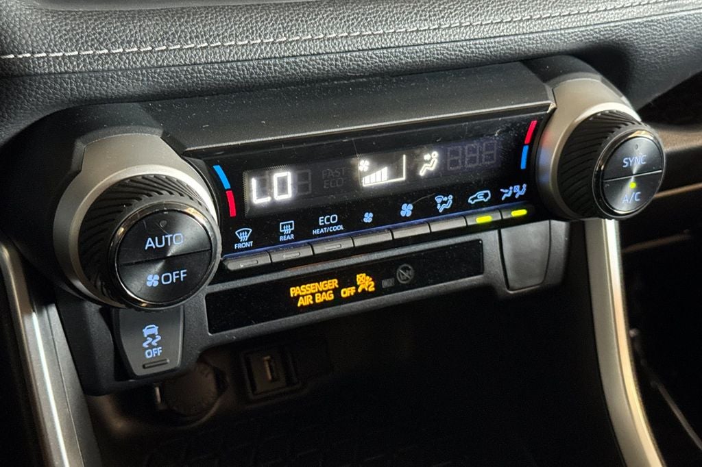 2022 Toyota RAV4 Hybrid LE