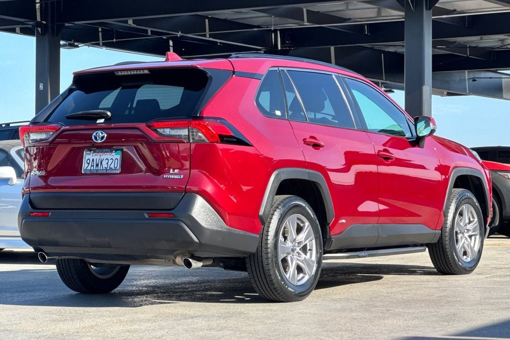 2022 Toyota RAV4 Hybrid LE