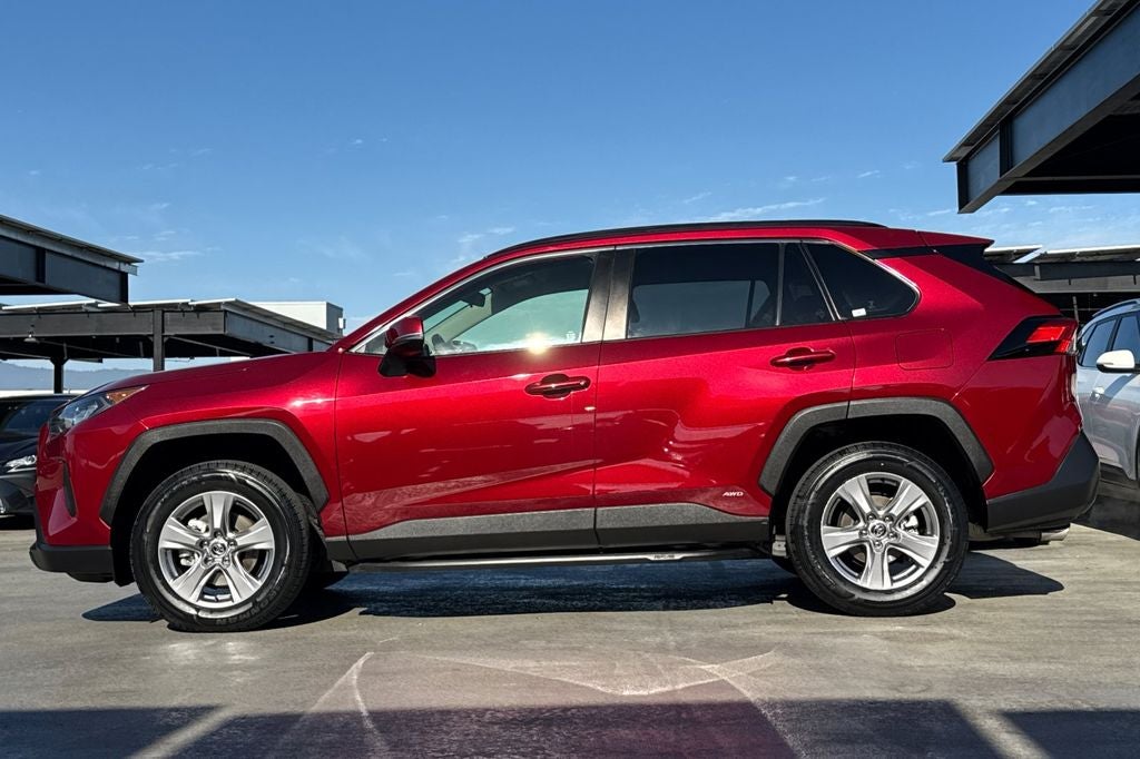 2022 Toyota RAV4 Hybrid LE
