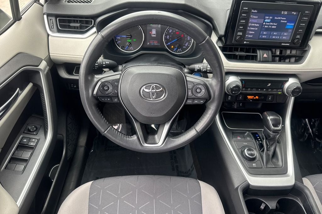 2021 Toyota RAV4 Hybrid XLE