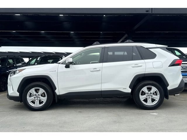 2021 Toyota RAV4 Hybrid XLE