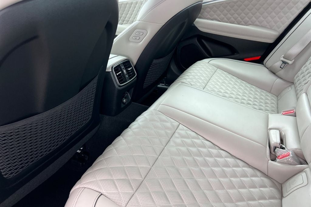 2022 Genesis G70 3.3T