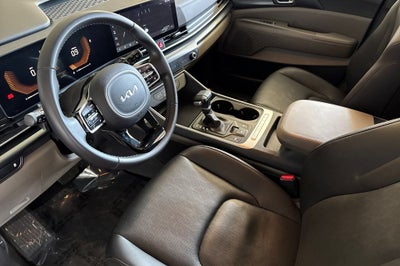 2025 Kia Carnival LXS