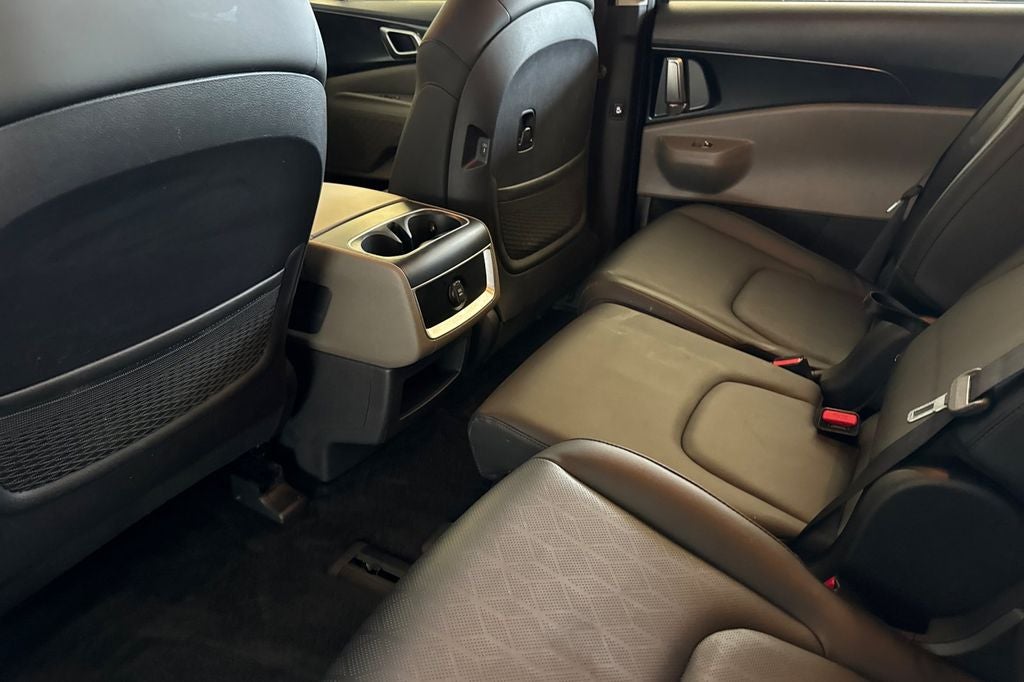 2025 Kia Carnival LXS