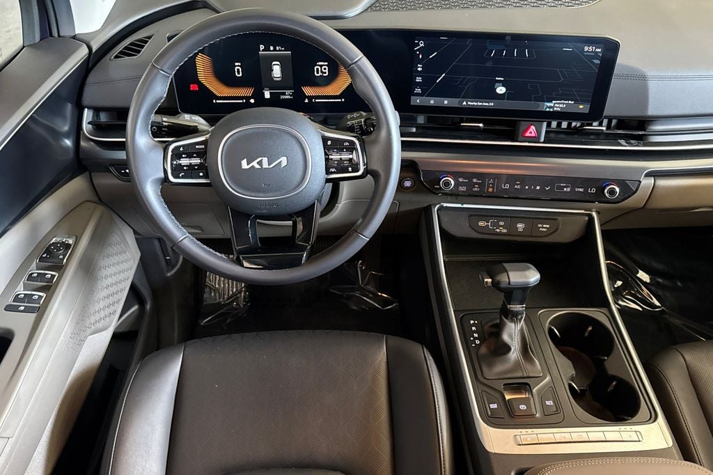 2025 Kia Carnival LXS