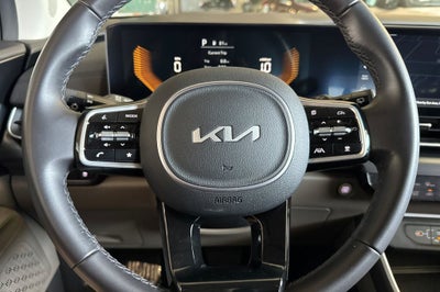 2025 Kia Carnival LXS
