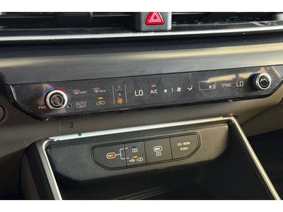 2025 Kia Carnival LXS