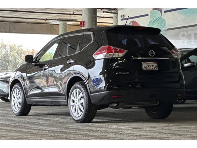 2015 Nissan Rogue S