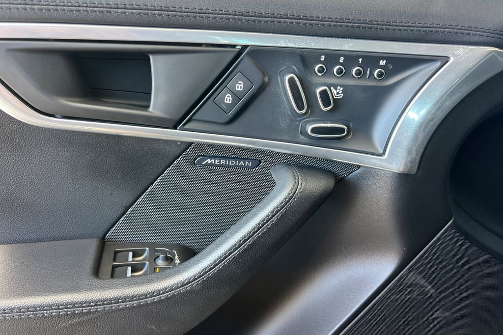2021 Jaguar F-TYPE P300