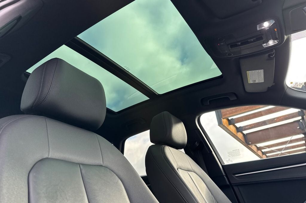 2021 Audi Q3 Premium quattro