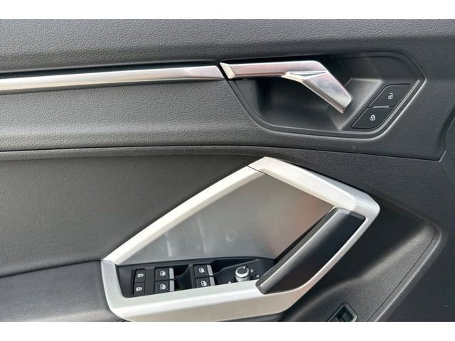 2021 Audi Q3 Premium quattro