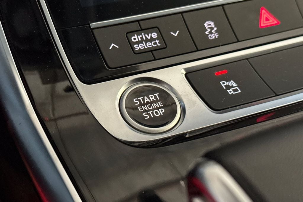2022 Audi Q7 55 Premium Plus quattro