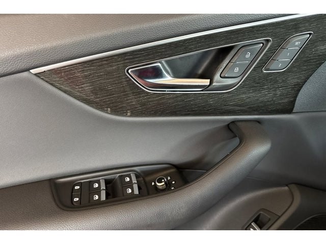 2022 Audi Q7 55 Premium Plus quattro