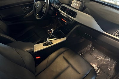 2015 BMW 3 Series 320i