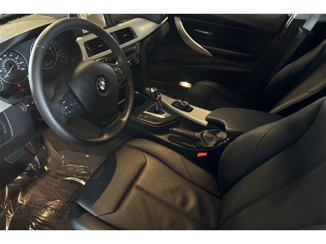 2015 BMW 3 Series 320i