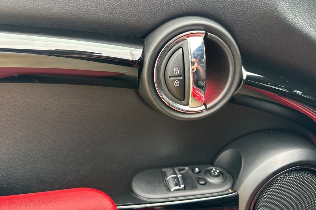 2018 MINI John Cooper Works Base