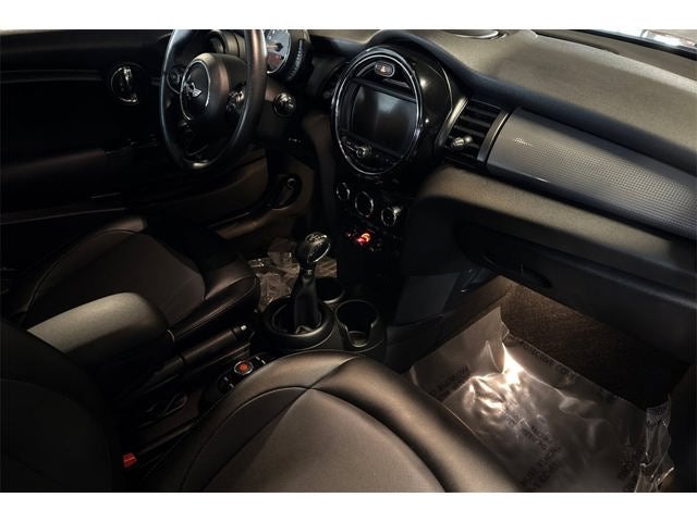 2017 MINI Hardtop 2 Door Cooper
