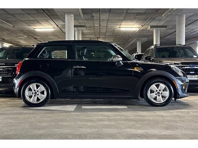 2017 MINI Hardtop 2 Door Cooper