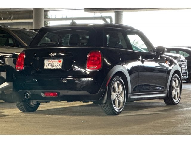 2017 MINI Hardtop 2 Door Cooper