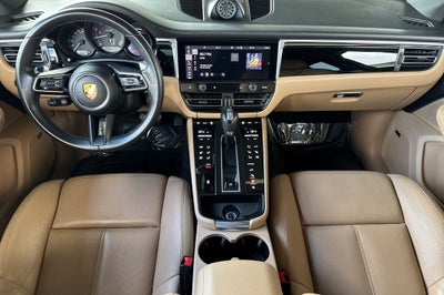 2022 Porsche Macan Base