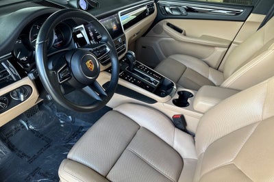 2022 Porsche Macan Base