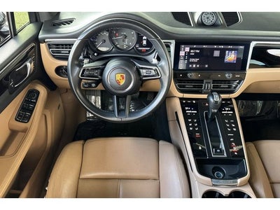 2022 Porsche Macan Base