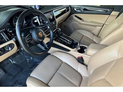 2022 Porsche Macan Base