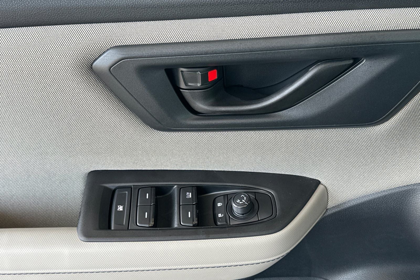 2026 Subaru Forester Standard Model