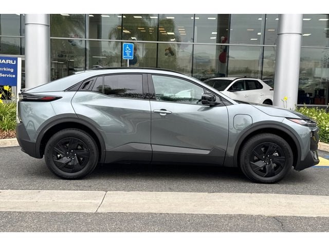 2026 Subaru Uncharted Sport
