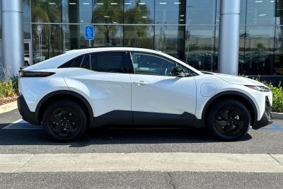 2026 Subaru Uncharted Sport