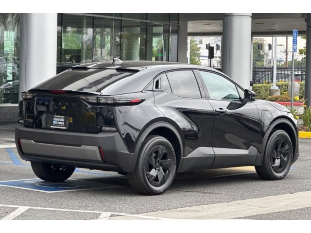2026 Subaru Uncharted Premium FWD