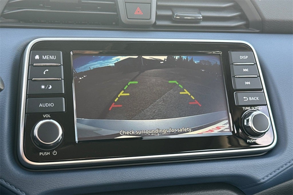 2025 Nissan Versa 1.6 SV