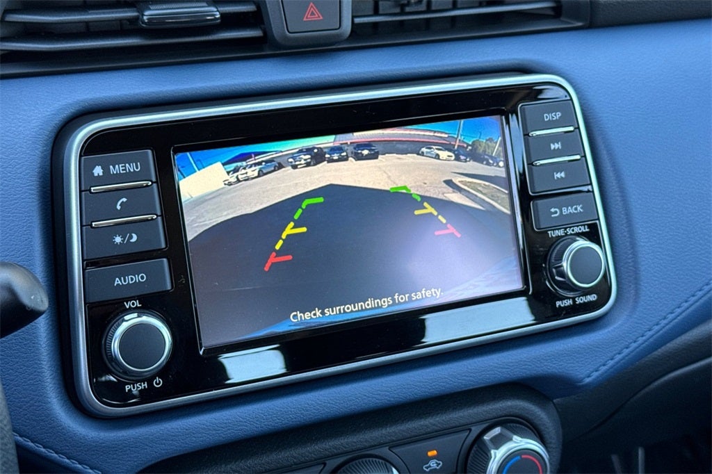 2025 Nissan Versa 1.6 SV