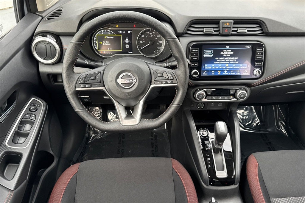 2025 Nissan Versa 1.6 SR