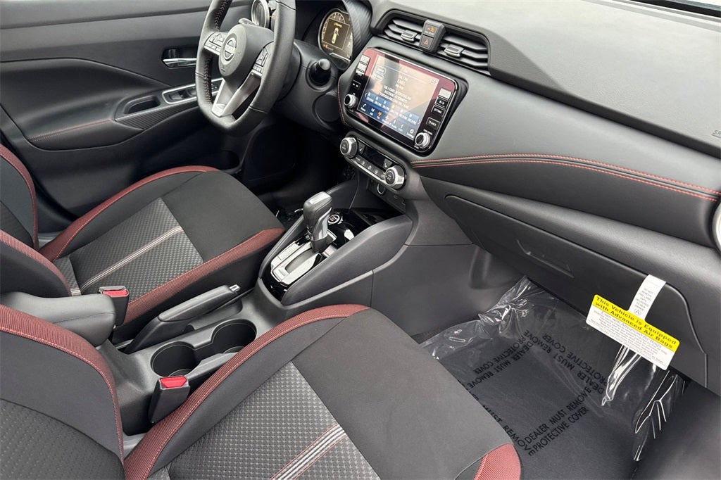 2025 Nissan Versa 1.6 SR