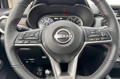 2025 Nissan Versa 1.6 SR