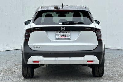 2027 Nissan Kicks SR