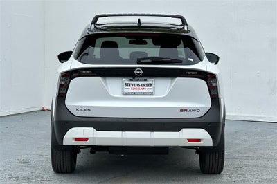 2025 Nissan Kicks SR