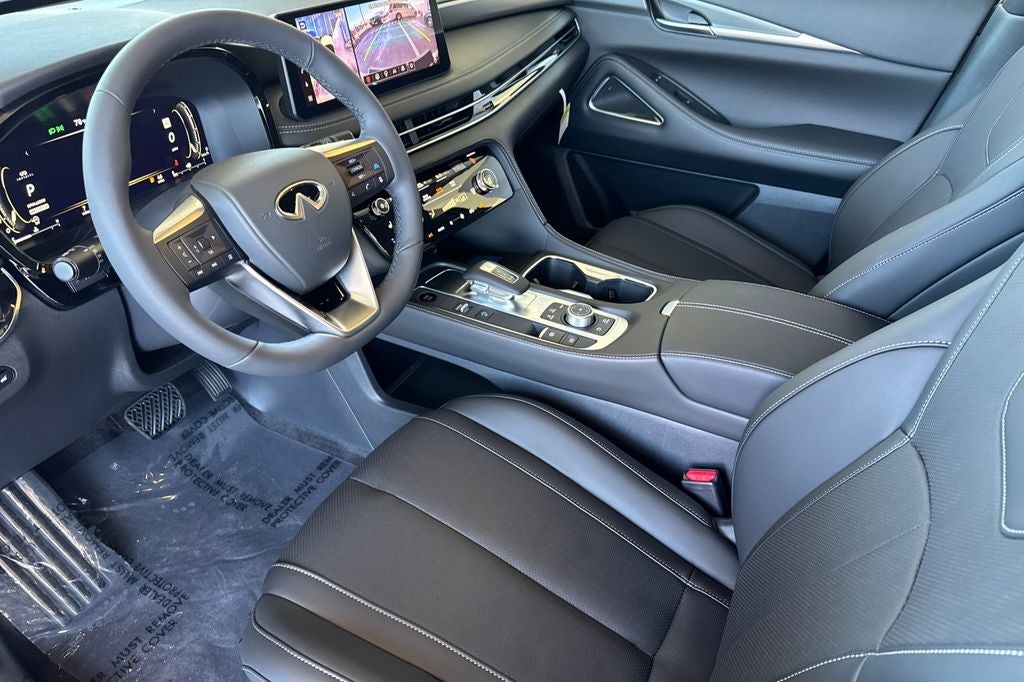 2027 INFINITI QX60 LUXE
