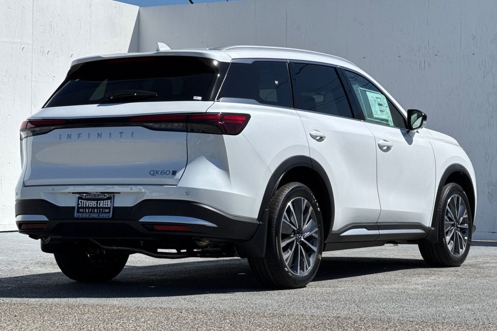 2026 INFINITI QX60 LUXE