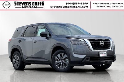 2025 Nissan Pathfinder S
