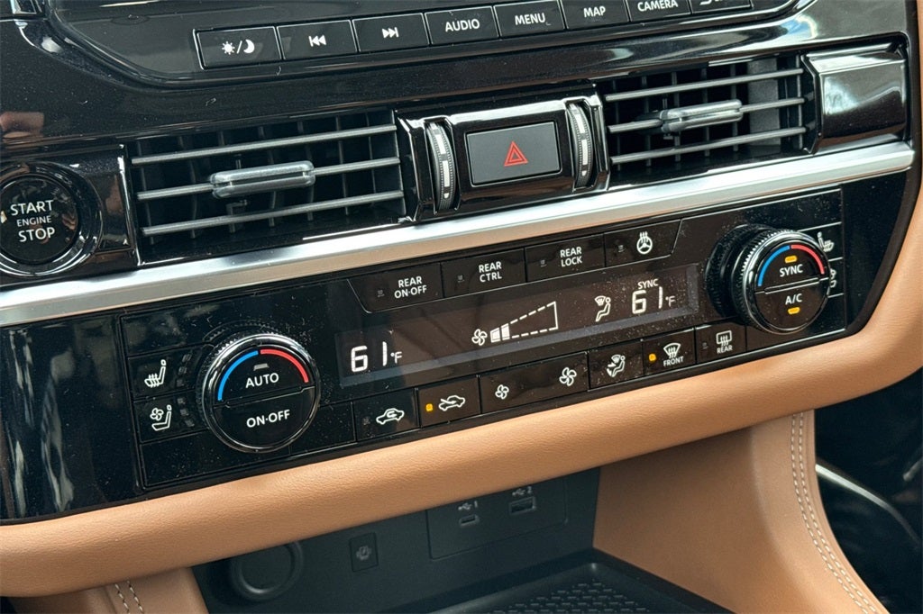 2025 Nissan Pathfinder Platinum