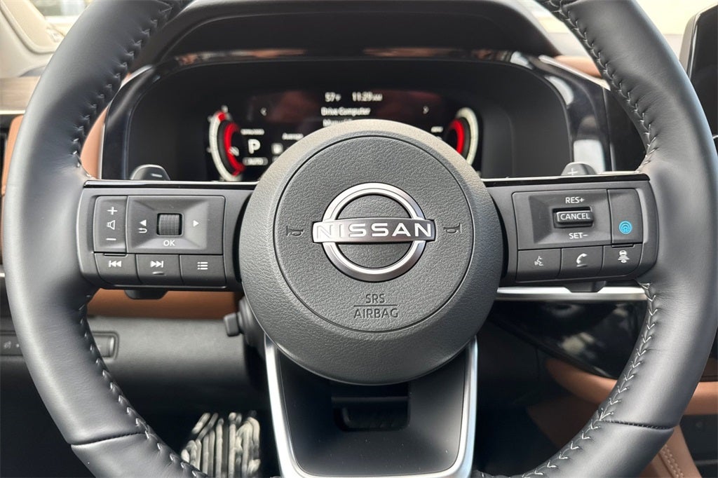 2025 Nissan Pathfinder Platinum