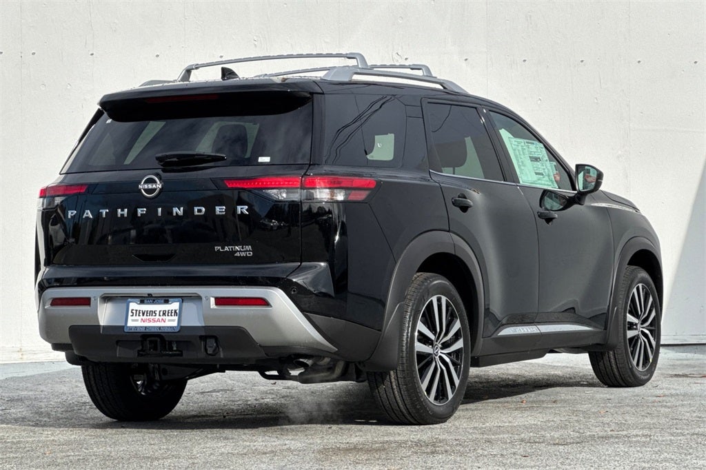 2025 Nissan Pathfinder Platinum